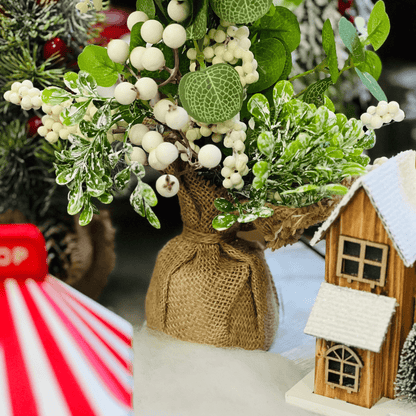 Mini Árvore Natalina Berries Brancas 40cm