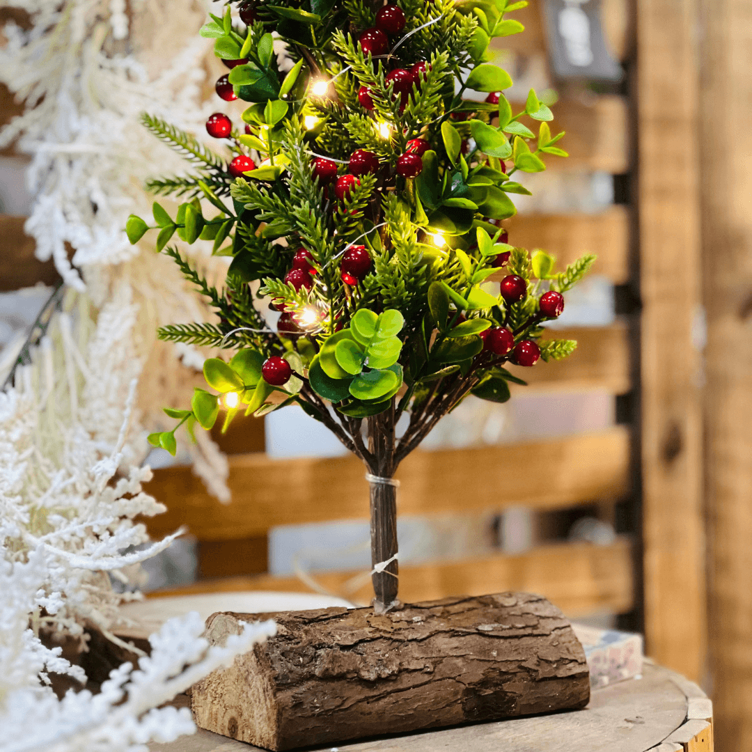 Árvore de Natal com Luzes – 62cm