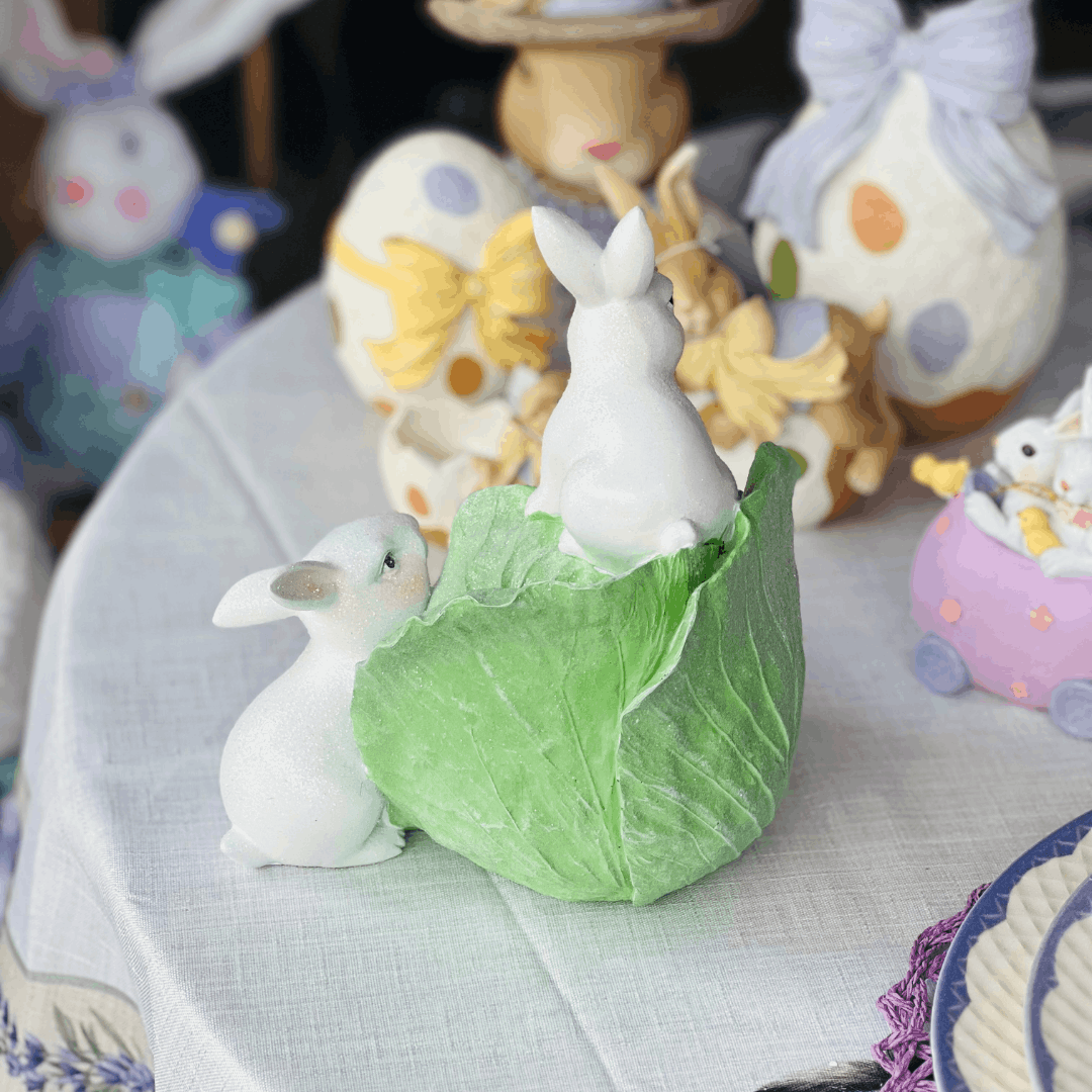Cenário Coelhos no Alface de Resina 22cm