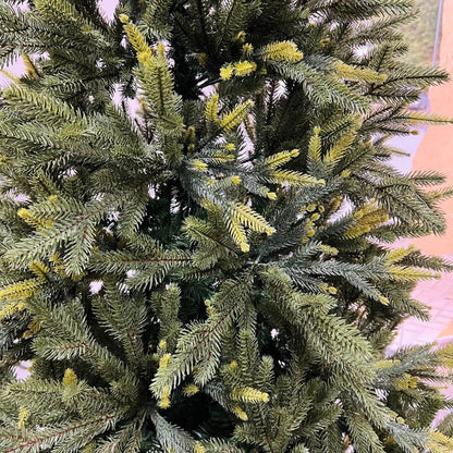 Árvore de Natal Roma Verde 240cm – 1.688 Galhos com Folhas em Silicone e Pé de Ferro