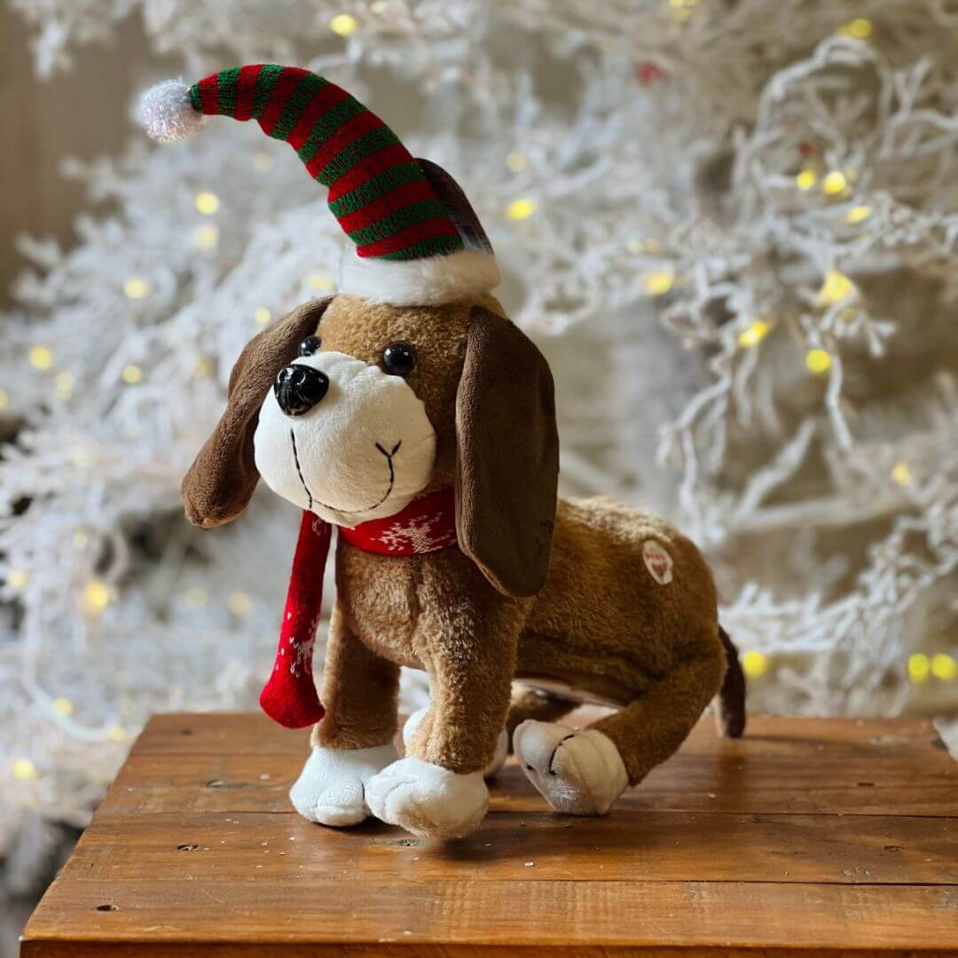 Cachorro Gorro Movimento com som 39cm Vermelho Bege