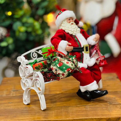 Papai Noel Com Presentes no Banco - 28cm