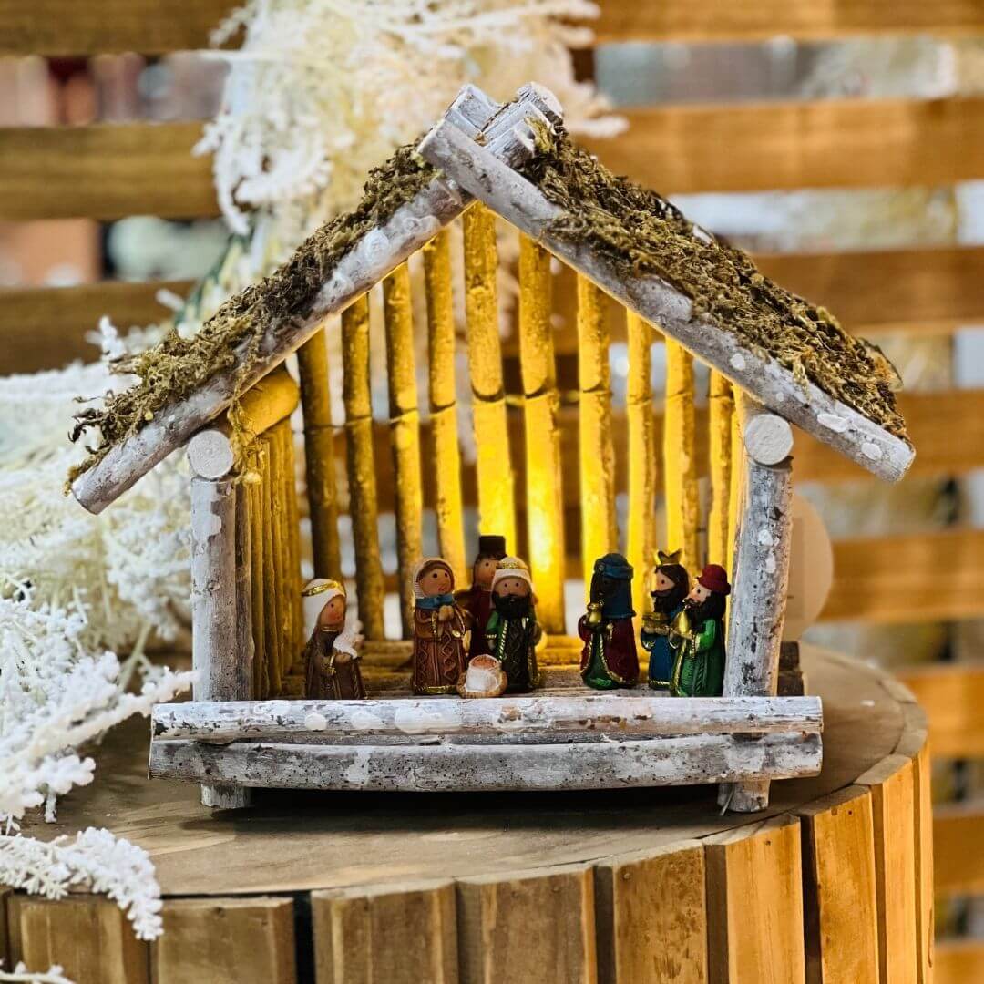 Casinha Decorativa em Madeira – 28cm