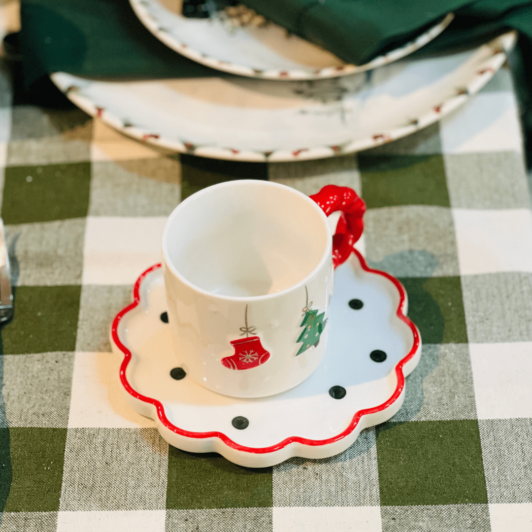 Caneca Natalina Com Pires Vermelho e Branco 250ml 9cm