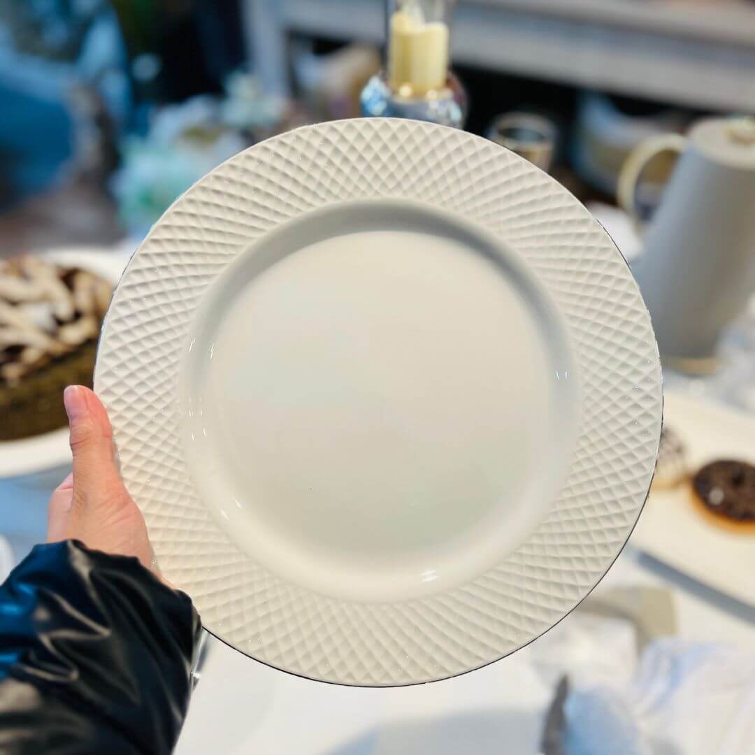 Prato Raso de Porcelana Joaquina - 27cm