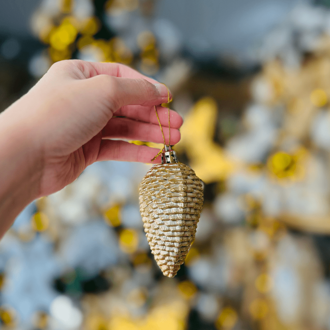 Conjunto 3 Pendentes Pinha Dourada 8cm