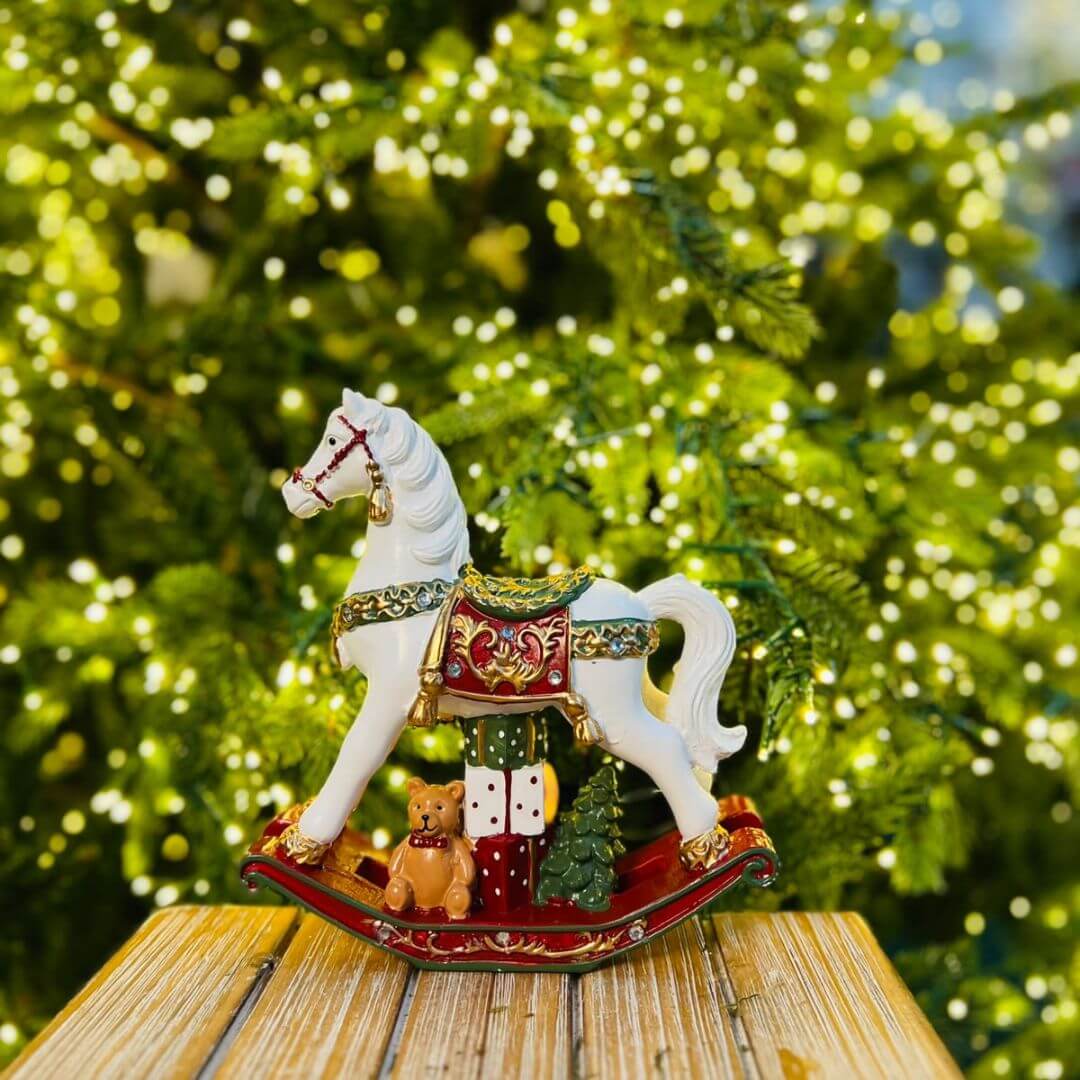 Cavalo Presente/urso/pinheiro  Branco - 18cmx20,5cm