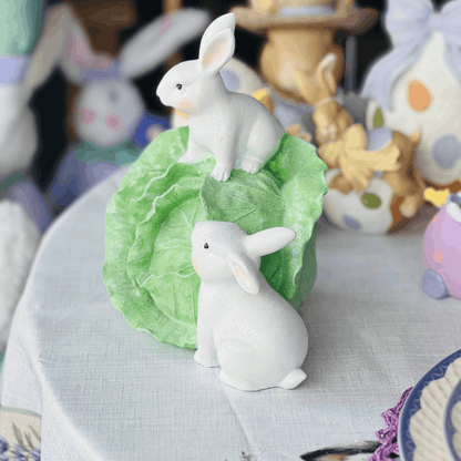 Cenário Coelhos no Alface de Resina 22cm